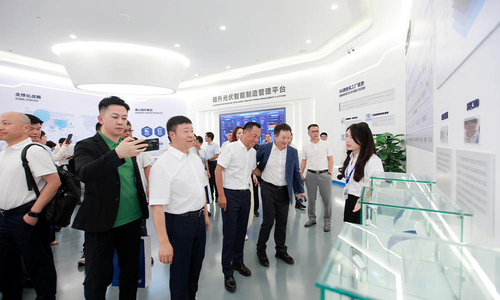 喜报：东方合信光伏8GW异质结电池片项目正式投产！！！
